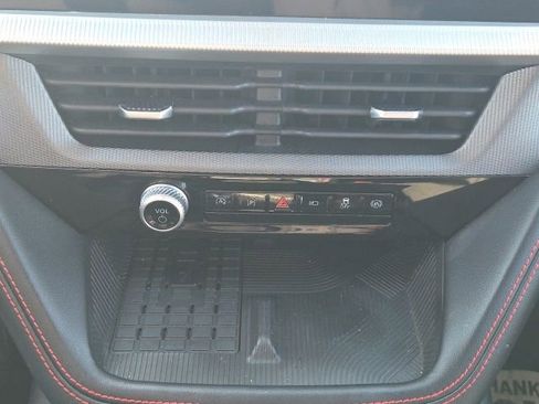 Certified 2025 Ford Explorer ST image 36