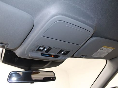 Used 2022 Ford Explorer XLT w/ Equipment Group 202A image 45