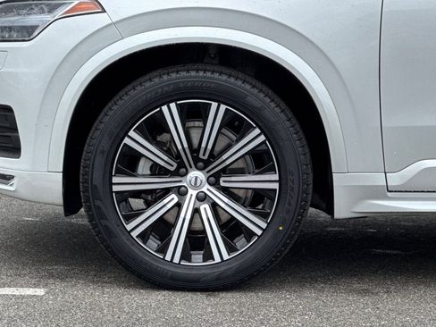 Used 2023 Volvo XC90 B6 Core w/ Climate Package image 32