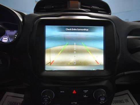 Used 2021 Jeep Renegade Trailhawk w/ Sun & Sound Group AWD/4WD image 16