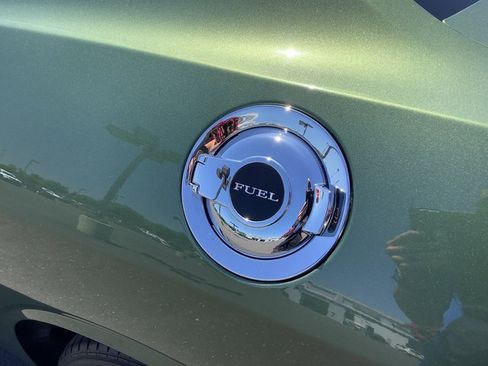 Used 2022 Dodge Challenger GT w/ Plus Package image 21