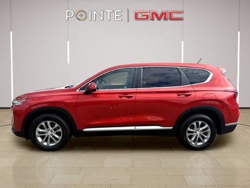 Used 2020 Hyundai Santa Fe SE w/ Cargo Package image 10