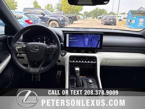 Used 2026 Lexus IS 350 F Sport w/ Accessory Package Z1 AWD/4WD image 17