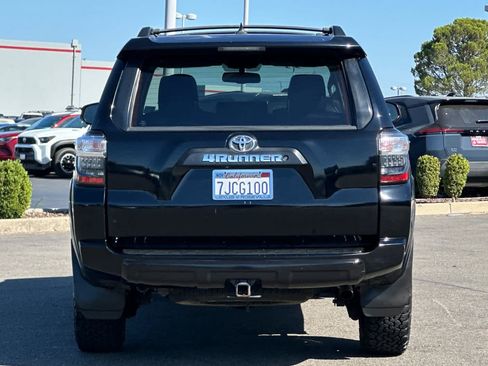 Used 2015 Toyota 4Runner TRD Pro AWD/4WD image 8