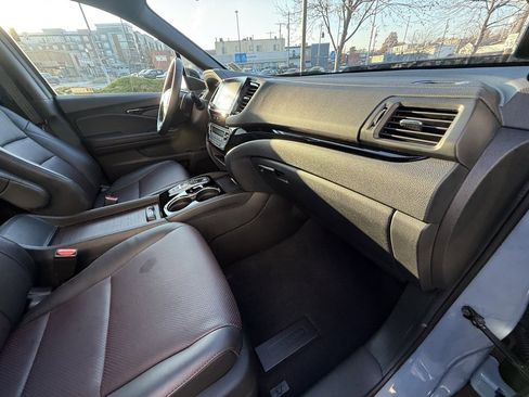 Used 2022 Honda Ridgeline Black Edition image 42