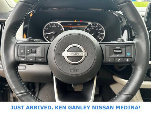 Certified 2023 Nissan Pathfinder SL w/ SL Premium Package AWD/4WD image 12