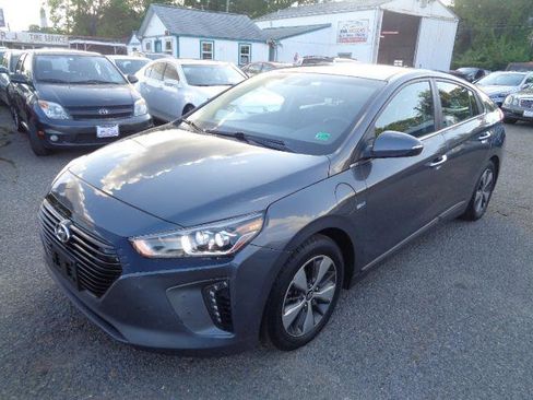 Used 2018 Hyundai Ioniq Limited image 3