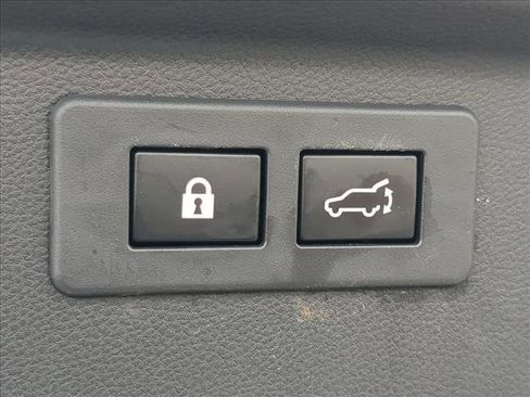 Certified 2023 Subaru Forester Limited image 7