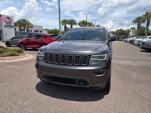 Used 2017 Jeep Grand Cherokee Limited 75th Anniversary AWD/4WD image 4