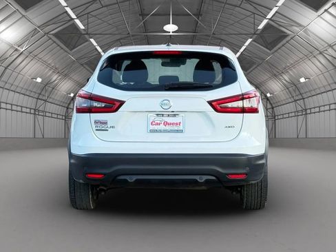 Used 2021 Nissan Rogue Sport S image 6