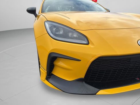 Used 2026 Toyota GR86 YUZU Limited image 39