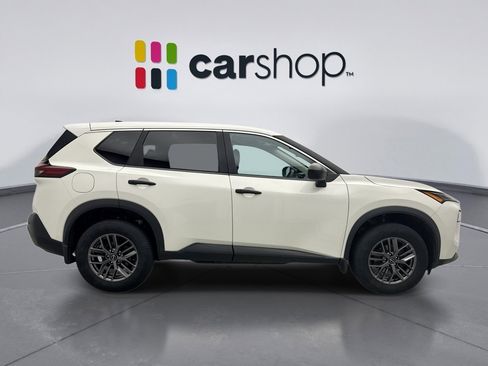 Used 2023 Nissan Rogue S image 6