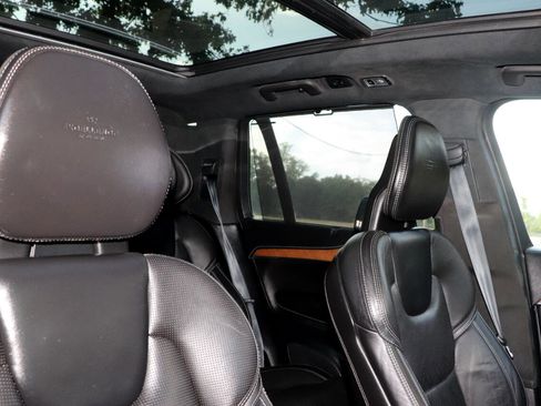 Used 2017 Volvo XC90 T8 Excellence image 47