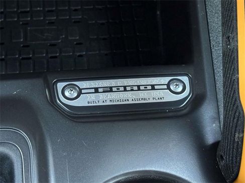 Used 2024 Ford Bronco Badlands image 15