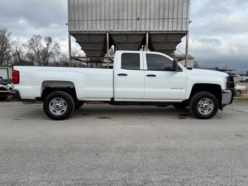 Used 2019 Chevrolet Silverado 2500 W/T image 9