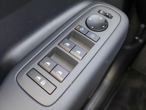 New 2026 Hyundai Santa Fe SE FWD image 18