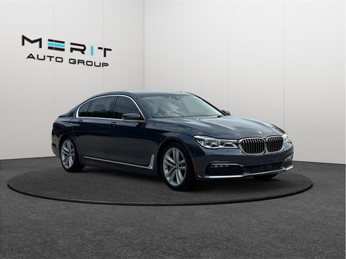 Used 2016 BMW 750i RWD image 1