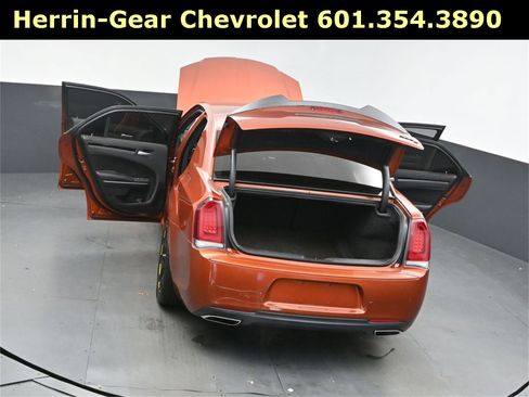 Used 2021 Chrysler 300 S image 48