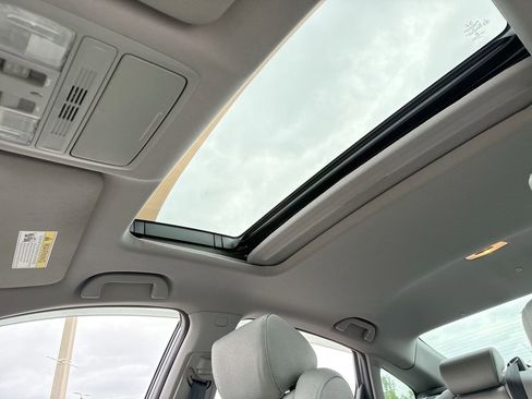 Used 2019 Honda Accord EX image 17