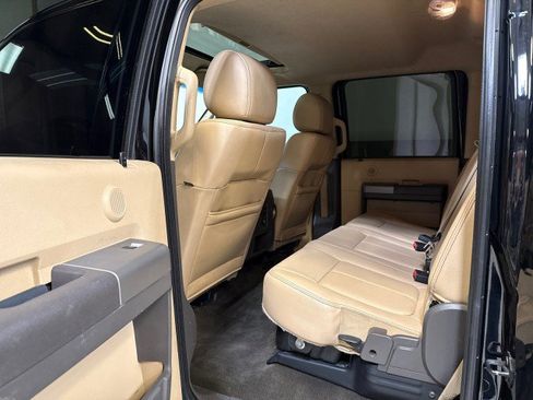 Used 2016 Ford F250 Lariat w/ Lariat Ultimate Package image 36