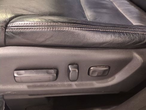 Used 2012 Honda CR-V EX-L image 17