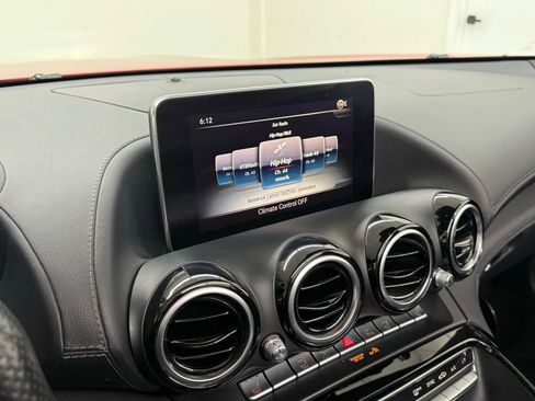 Used 2019 Mercedes-Benz AMG GT Roadster w/ Lane Tracking Package image 29