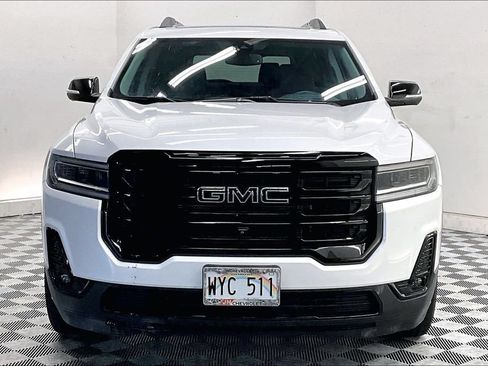 Used 2023 GMC Acadia SLT w/ Elevation Edition FWD image 2