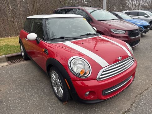 Used 2012 MINI Cooper Hardtop image 1