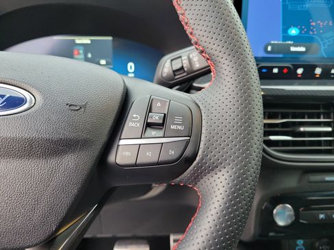 Used 2023 Ford Escape ST-Line Elite image 23