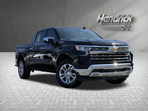 Used 2024 Chevrolet Silverado 1500 LTZ w/ LTZ Convenience Package II AWD/4WD image 2