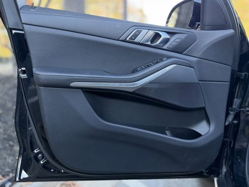 Used 2022 BMW X5 sDrive40i w/ Parking Assistance Package image 28