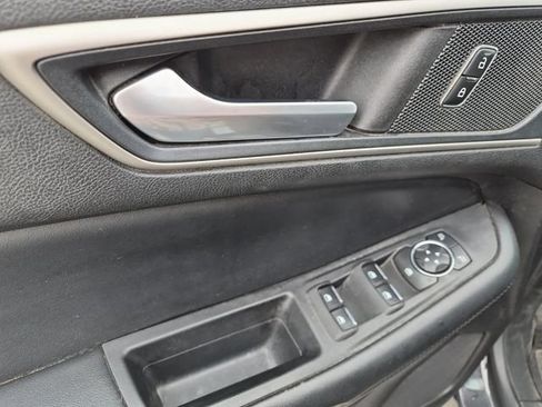 Used 2021 Ford Edge SEL AWD/4WD image 10