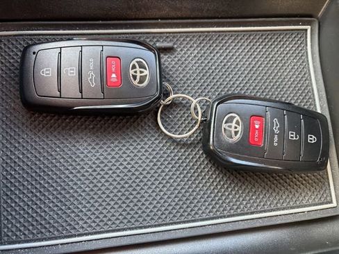 Used 2024 Toyota Tundra SR5 image 18