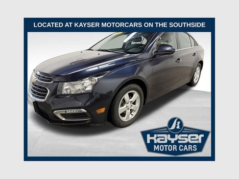 Used 2016 Chevrolet Cruze LT FWD image 1