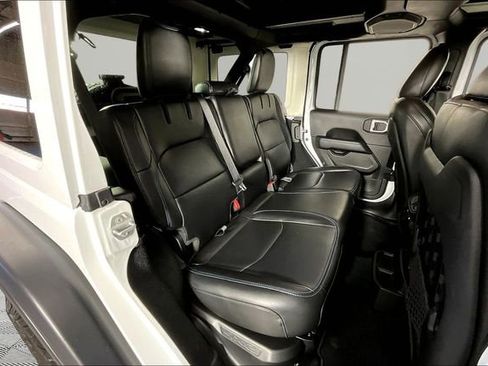 Used 2022 Jeep Wrangler Unlimited Rubicon 4xe w/ Steel Bumper Group image 24