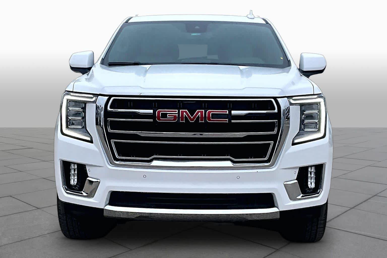Used 2024 GMC Yukon SLT RWD image 4