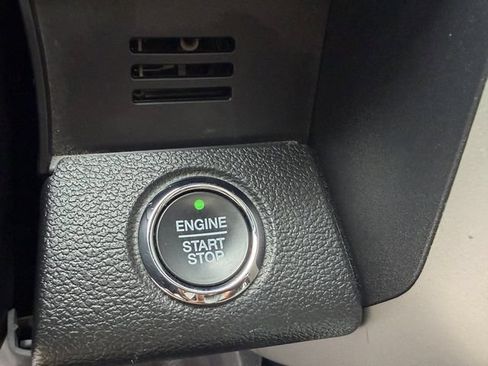 Used 2020 Ford F150 Lariat w/ Equipment Group 502A Luxury AWD/4WD image 21