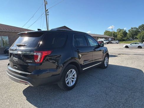 Used 2016 Ford Explorer XLT FWD image 7