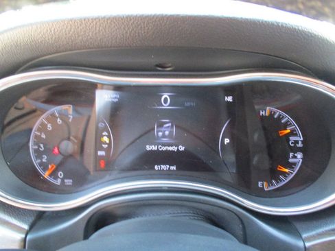 Used 2014 Jeep Grand Cherokee Limited RWD image 16