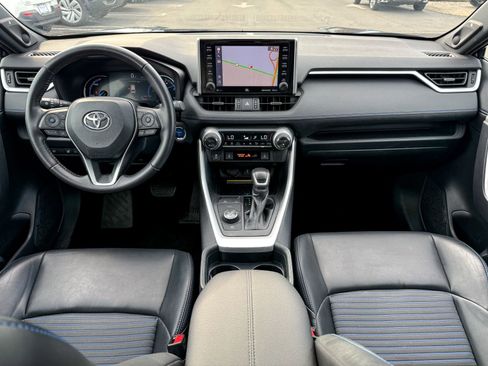 Used 2020 Toyota RAV4 XSE image 36