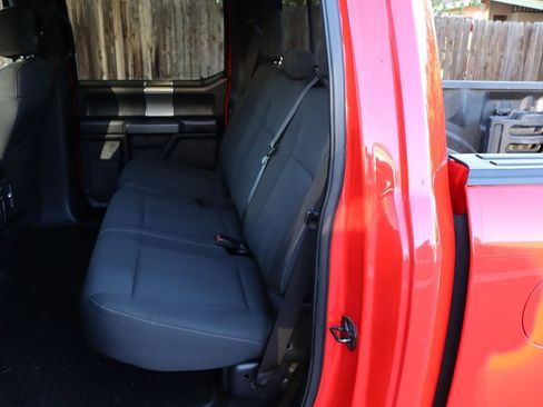 Used 2015 Ford F150 XLT w/ Equipment Group 302A Luxury image 20