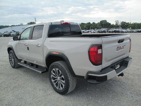 New 2026 GMC Canyon Denali AWD/4WD image 7