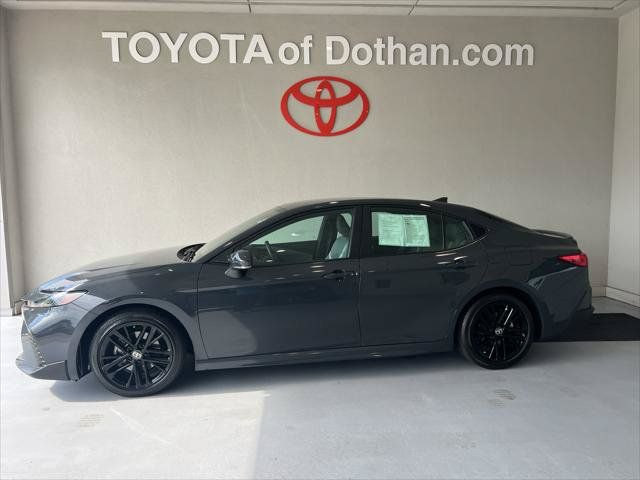 Certified 2025 Toyota Camry SE w/ Convenience Package FWD image 1