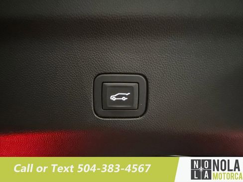 Used 2025 GMC Yukon XL Denali Ultimate w/ LPO, Floor Liner Package image 32