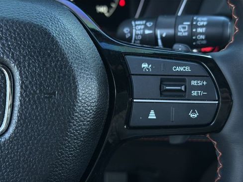 Used 2025 Honda Pilot TrailSport image 30