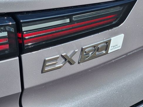 New 2026 Volvo EX90 Ultra image 31