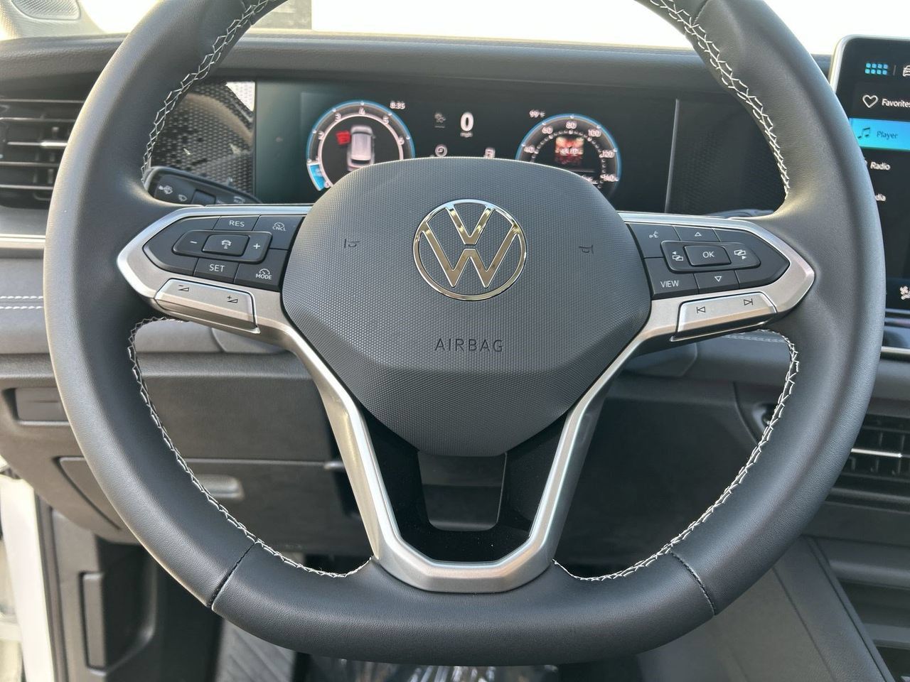 New 2026 Volkswagen Tiguan SE AWD/4WD image 19