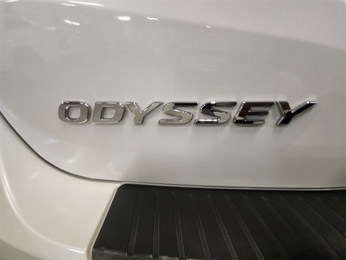 Used 2024 Honda Odyssey Touring image 37