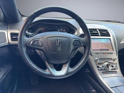 Used 2020 Lincoln MKZ AWD w/ Convenience Package image 15