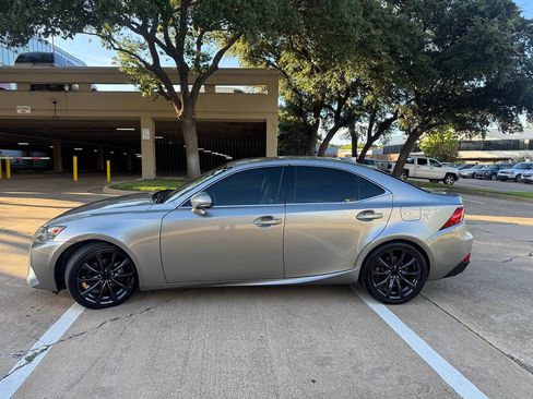 Used 2015 Lexus IS 250 w/ Navigation System Package RWD image 3